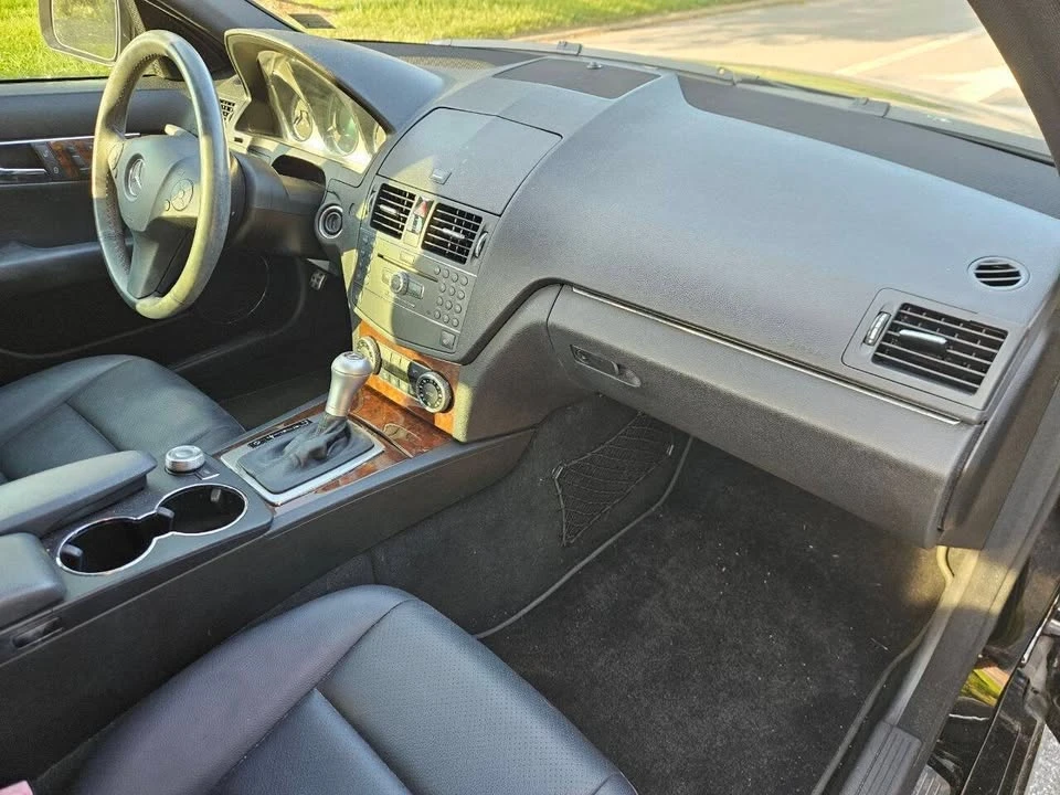 2009 Mercedes-Benz W204 C-Class - Image 17 of 20