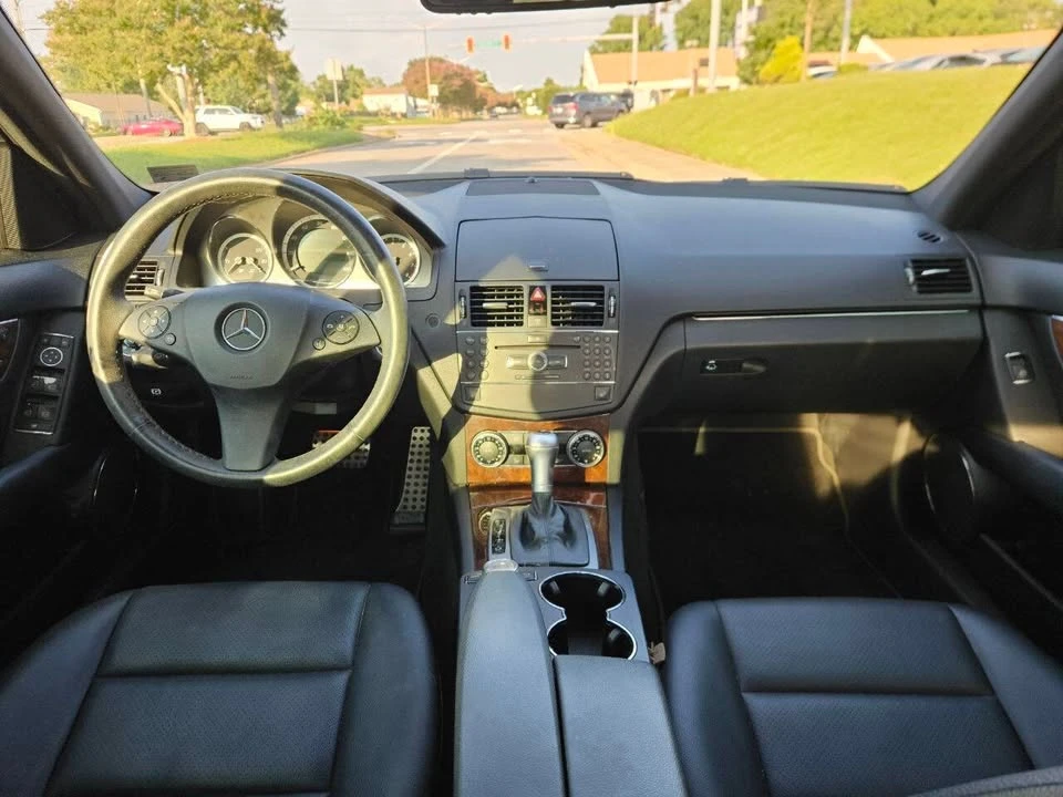 2009 Mercedes-Benz W204 C-Class - Image 16 of 20
