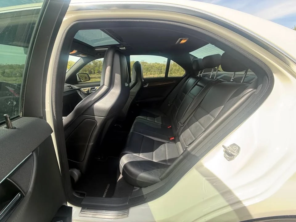 2009 Mercedes-Benz W204 C-Class - Image 11 of 20