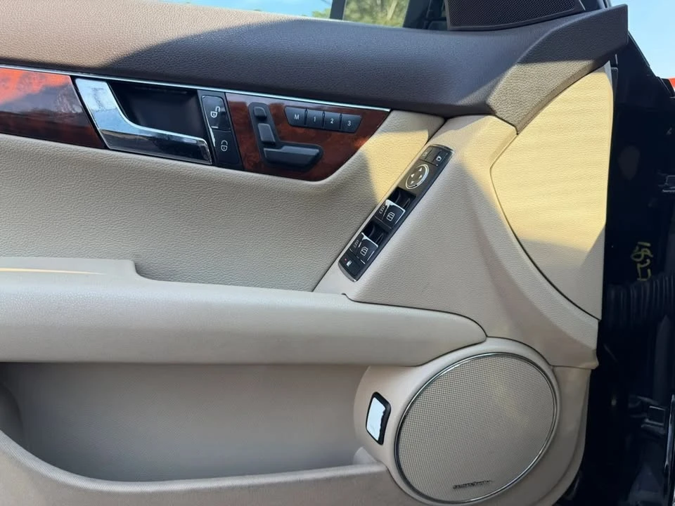 2009 Mercedes-Benz W204 C-Class - Image 8 of 13