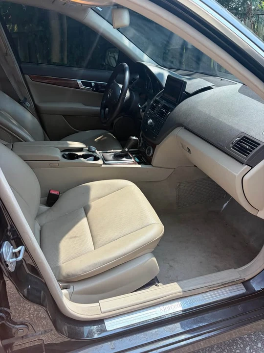 2009 Mercedes-Benz W204 C-Class - Image 7 of 8