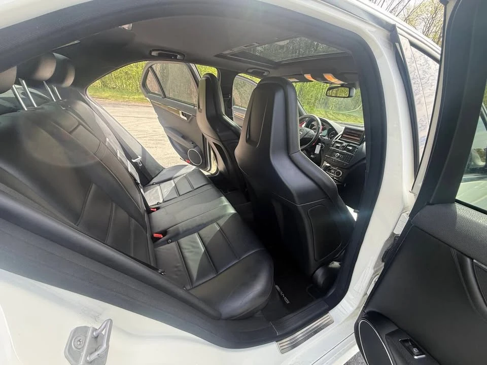 2009 Mercedes-Benz W204 C-Class - Image 13 of 20