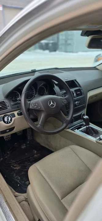 2009 Mercedes-Benz W204 C-Class - Image 9 of 12