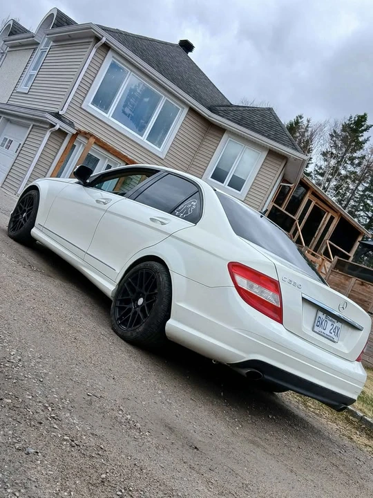 2009 Mercedes-Benz W204 C-Class - Image 5 of 12