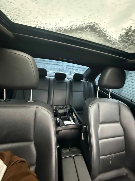 2009 Mercedes-Benz W204 C-Class - Image 3 of 4