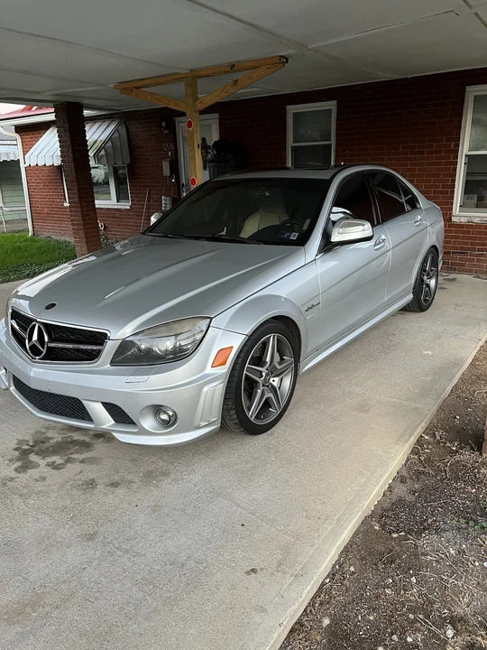 2009 Mercedes-Benz W204 C-Class - Image 2 of 12