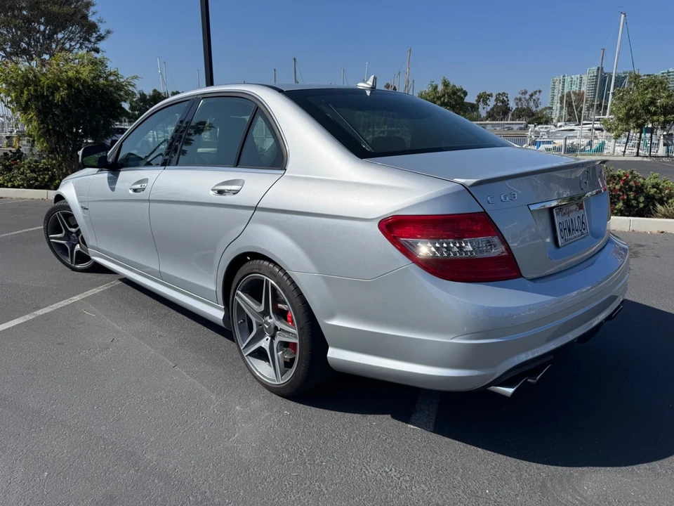 2009 Mercedes-Benz W204 C-Class - Image 2 of 21