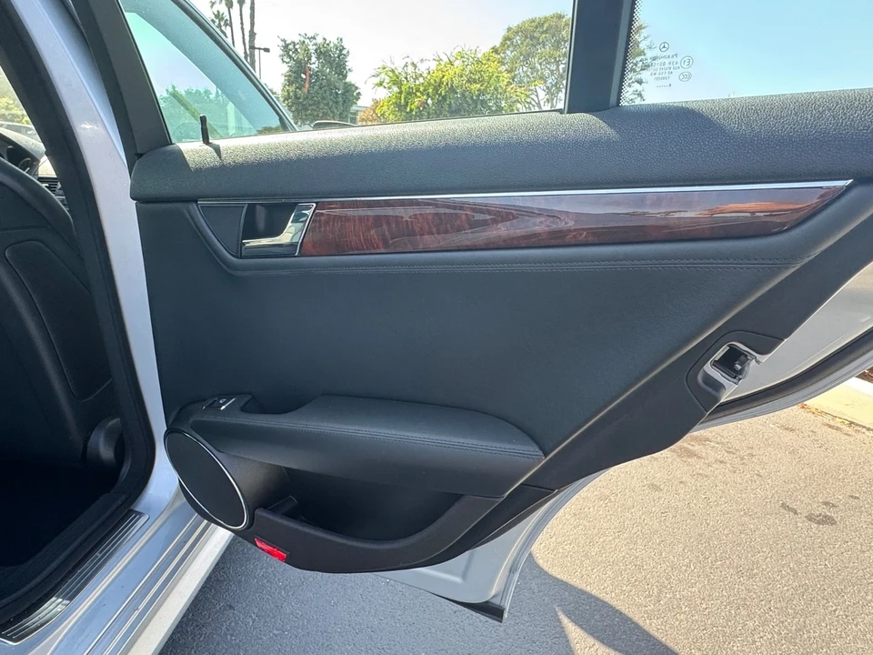 2009 Mercedes-Benz W204 C-Class - Image 18 of 21