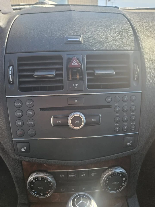 2009 Mercedes-Benz W204 C-Class - Image 11 of 11