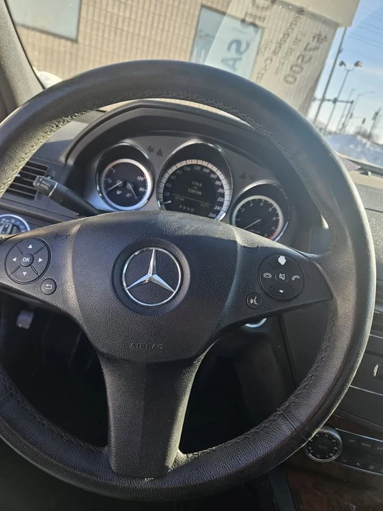 2009 Mercedes-Benz W204 C-Class - Image 9 of 11