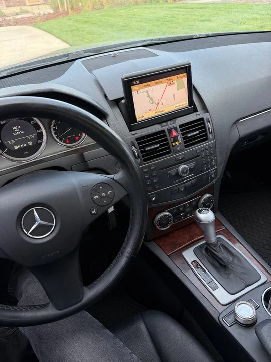 2009 Mercedes-Benz W204 C-Class - Image 17 of 21