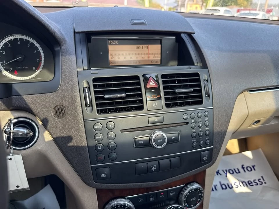 2009 Mercedes-Benz W204 C-Class - Image 14 of 16