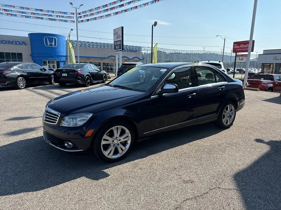 2009 Mercedes-Benz W204 C-Class - Image 2 of 16