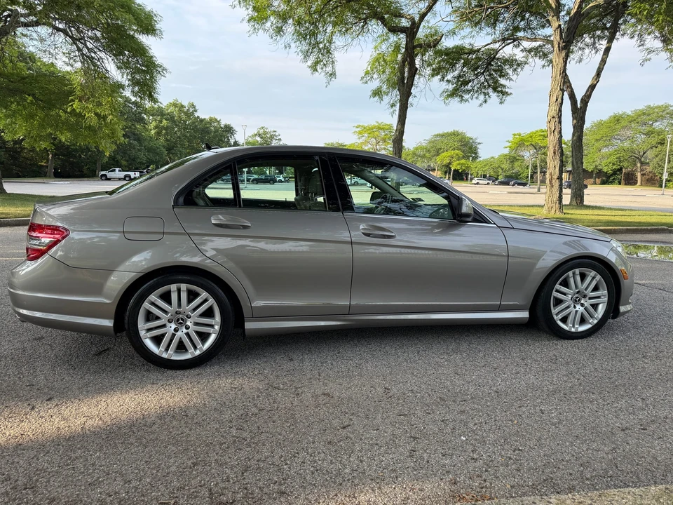 2009 Mercedes-Benz W204 C-Class - Image 20 of 31