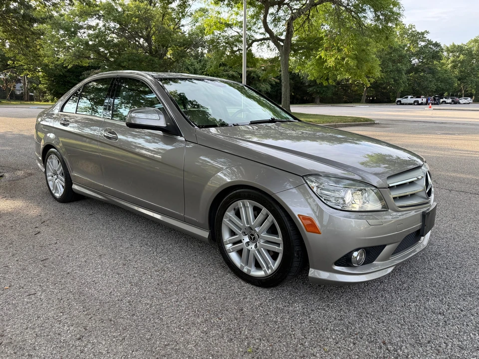 2009 Mercedes-Benz W204 C-Class - Image 24 of 31