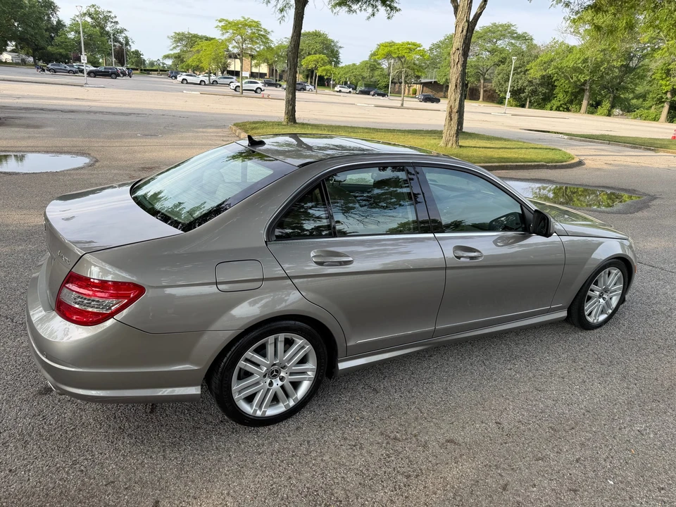 2009 Mercedes-Benz W204 C-Class - Image 18 of 31