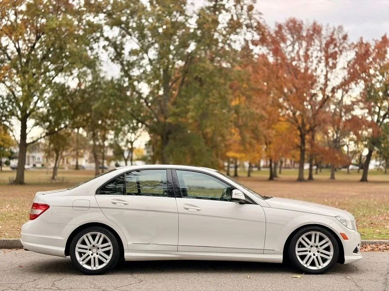 2009 Mercedes-Benz W204 C-Class - Image 11 of 12
