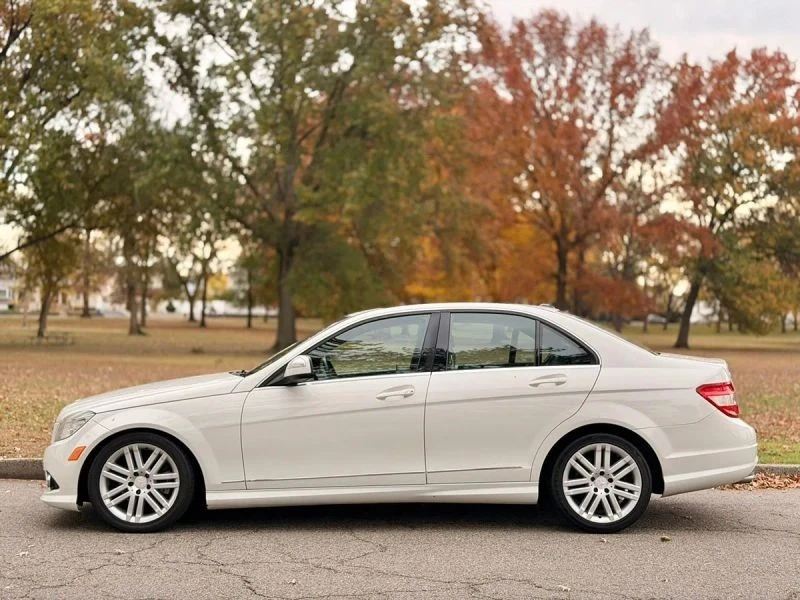 2009 Mercedes-Benz W204 C-Class - Image 10 of 12