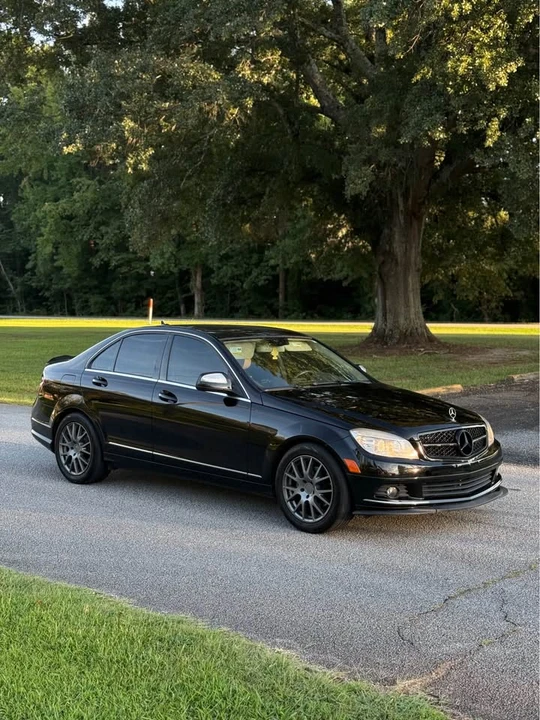 2009 Mercedes-Benz W204 C-Class - Image 8 of 10