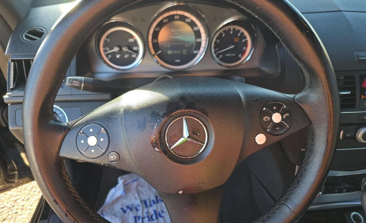 2009 Mercedes-Benz W204 C-Class - Image 9 of 11