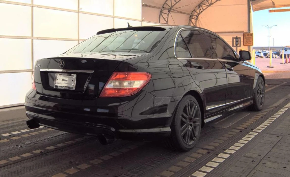 2009 Mercedes-Benz W204 C-Class - Image 4 of 11