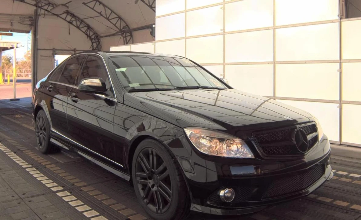 2009 Mercedes-Benz W204 C-Class - Image 3 of 11