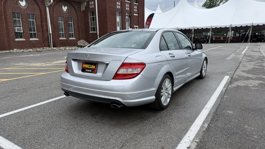 2009 Mercedes-Benz W204 C-Class - Image 2 of 9