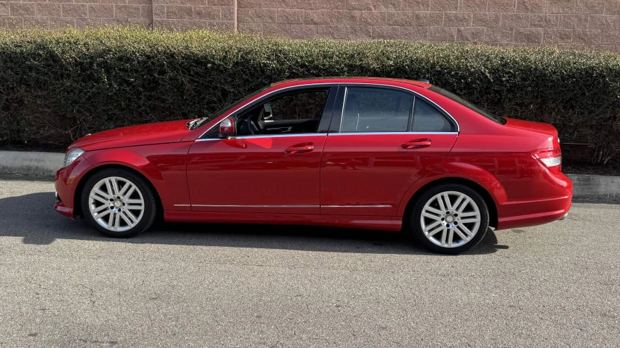 2009 Mercedes-Benz W204 C-Class - Image 2 of 12
