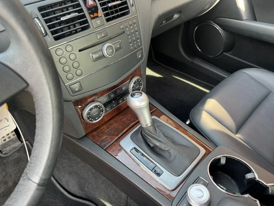 2009 Mercedes-Benz W204 C-Class - Image 9 of 12