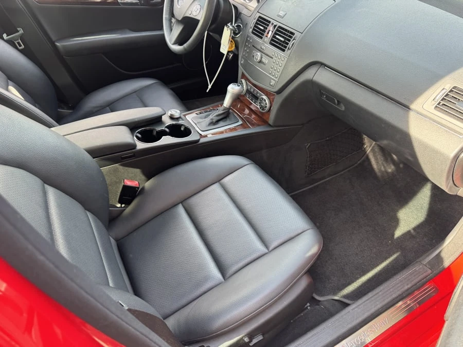 2009 Mercedes-Benz W204 C-Class - Image 8 of 12