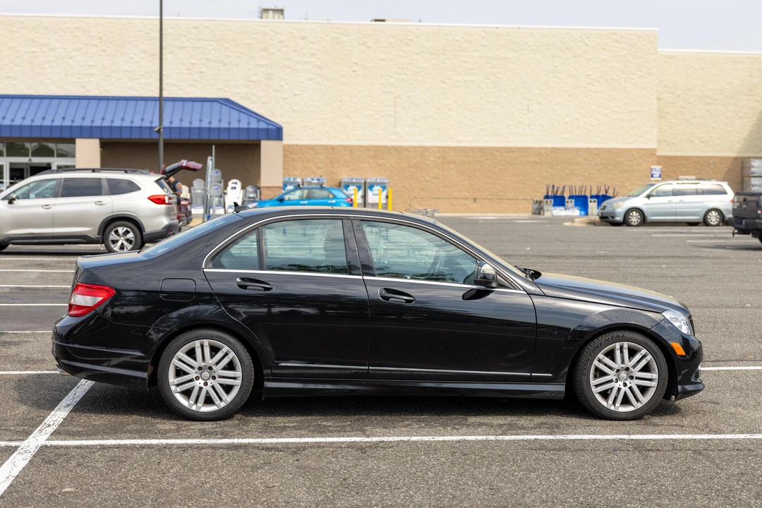 2009 Mercedes-Benz W204 C-Class - Image 3 of 31
