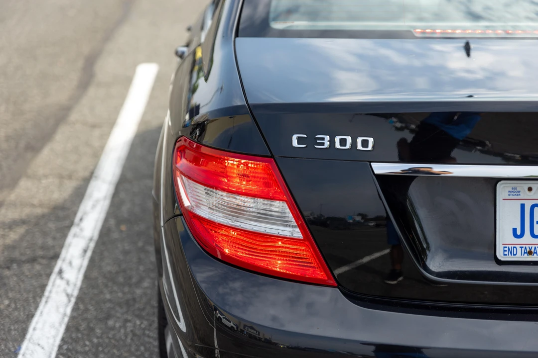 2009 Mercedes-Benz W204 C-Class - Image 11 of 31
