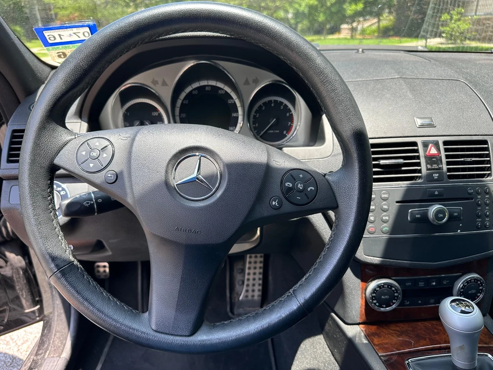 2009 Mercedes-Benz W204 C-Class - Image 30 of 31