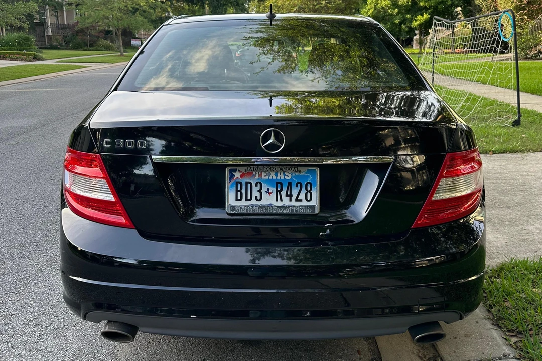 2009 Mercedes-Benz W204 C-Class - Image 5 of 31