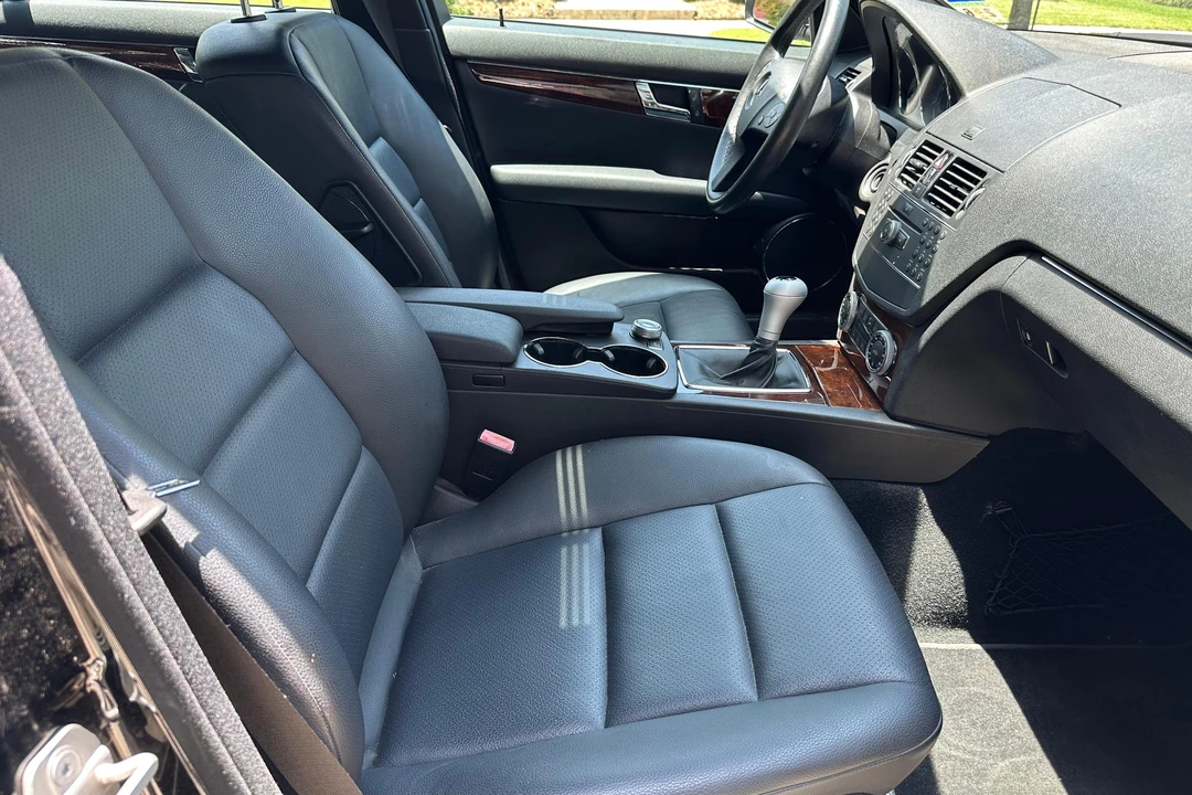 2009 Mercedes-Benz W204 C-Class - Image 20 of 31