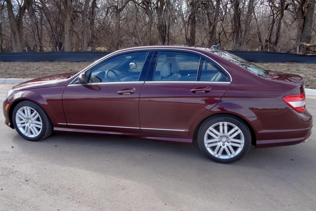 2009 Mercedes-Benz W204 C-Class - Image 3 of 31
