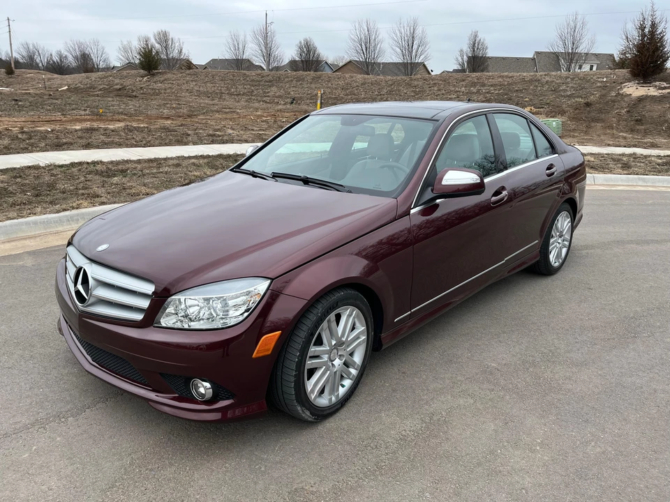 2009 Mercedes-Benz W204 C-Class - Image 8 of 31