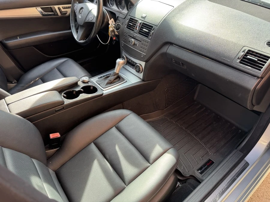 2009 Mercedes-Benz W204 C-Class - Image 8 of 10