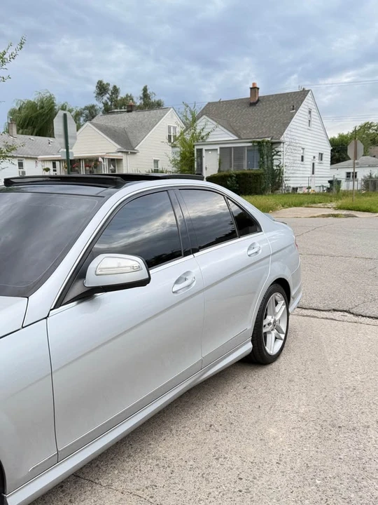 2009 Mercedes-Benz W204 C-Class - Image 3 of 20
