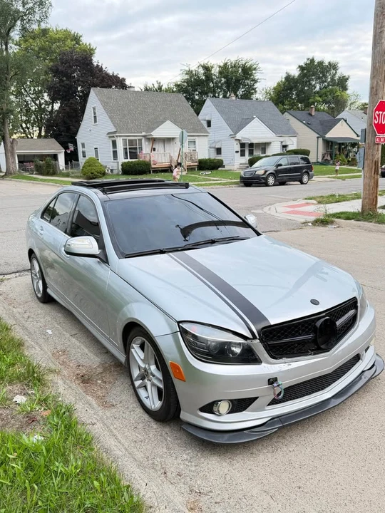 2009 Mercedes-Benz W204 C-Class - Image 13 of 20