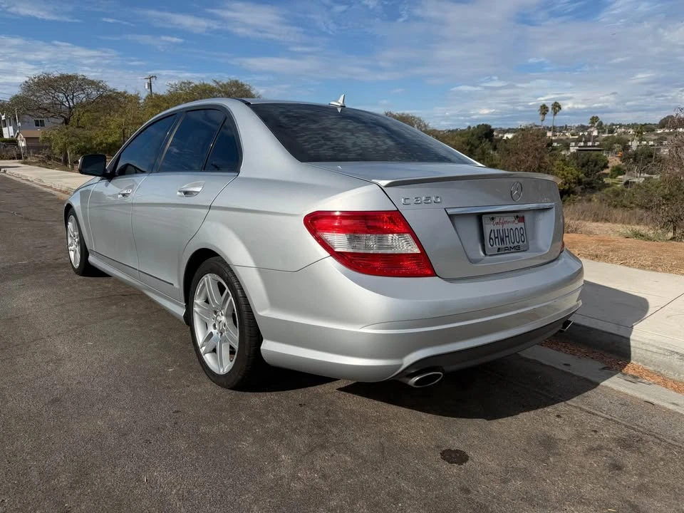 2009 Mercedes-Benz W204 C-Class - Image 2 of 8