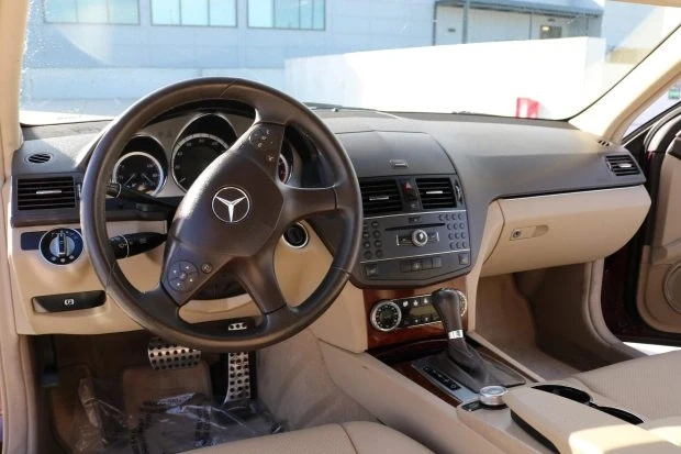 2009 Mercedes-Benz W204 C-Class - Image 5 of 7