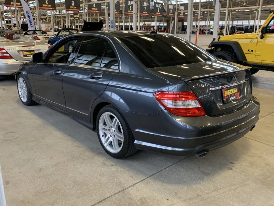 2009 Mercedes-Benz W204 C-Class - Image 2 of 2