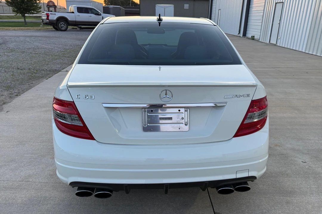 2009 Mercedes-Benz W204 C 63 AMG - Image 5 of 31