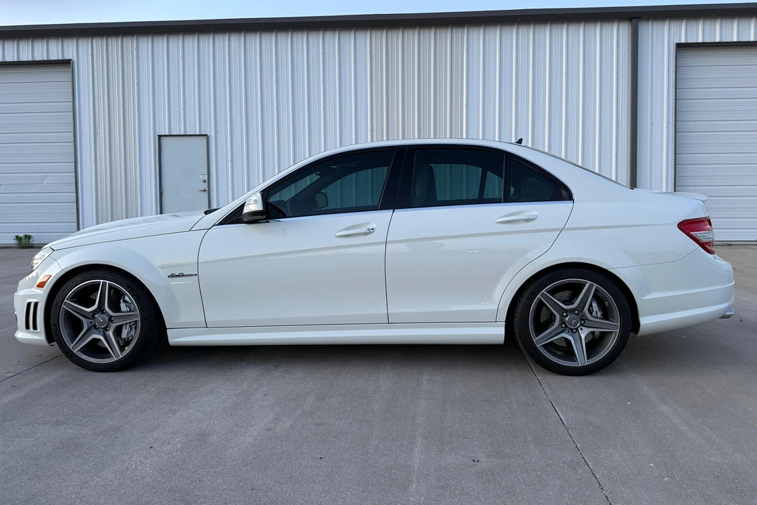 2009 Mercedes-Benz W204 C 63 AMG - Image 3 of 31
