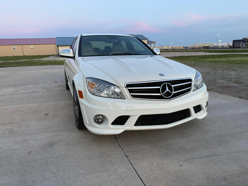 2009 Mercedes-Benz W204 C 63 AMG - Image 14 of 31