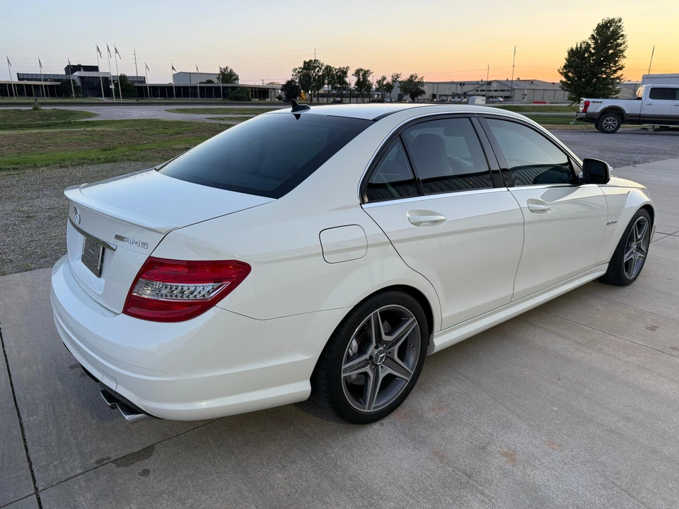 2009 Mercedes-Benz W204 C 63 AMG - Image 12 of 31