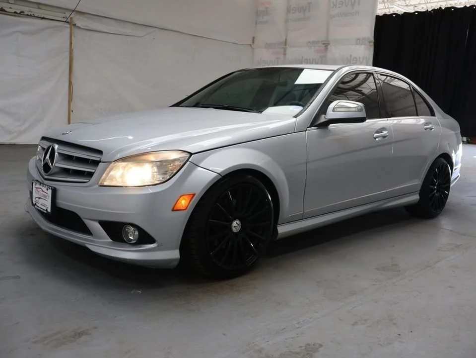 2009 Mercedes-Benz W204 C-Class - Image 2 of 15