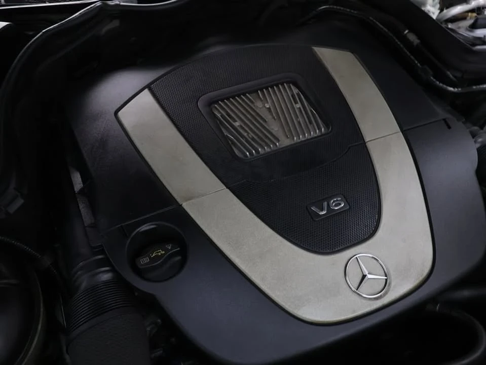 2009 Mercedes-Benz W204 C-Class - Image 14 of 15