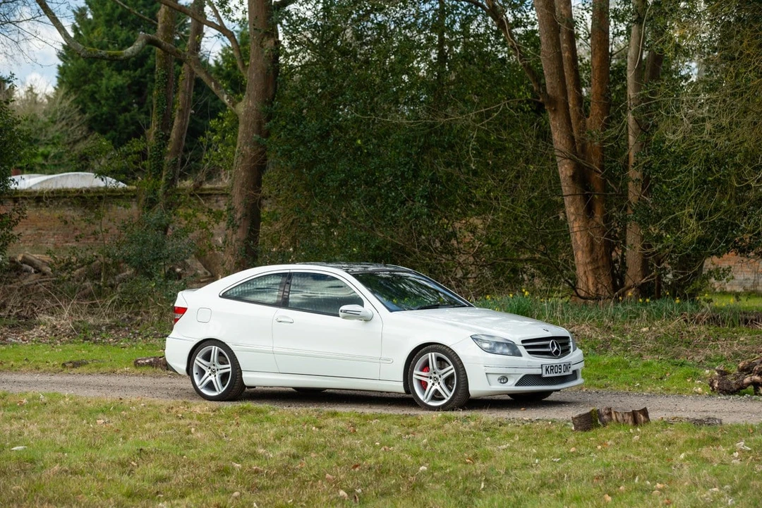 2008 Mercedes-Benz C-Class - Image 9 of 30
